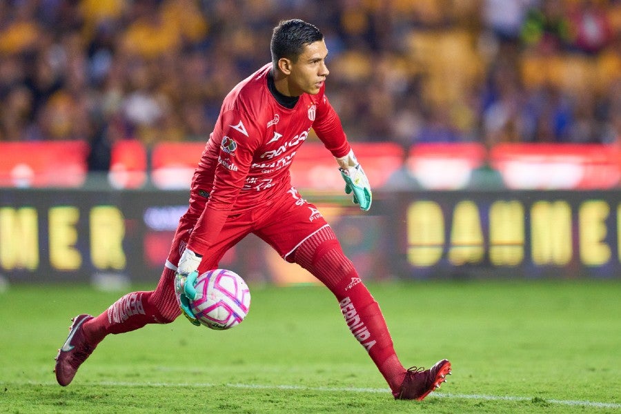 Malagón en partido con Necaxa 