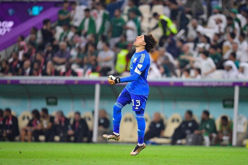 Memo Ochoa con el Tri