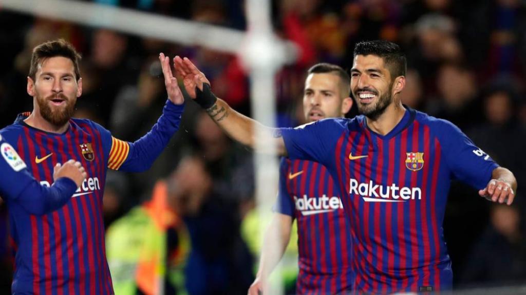 Messi y Suárez en festejo de gol