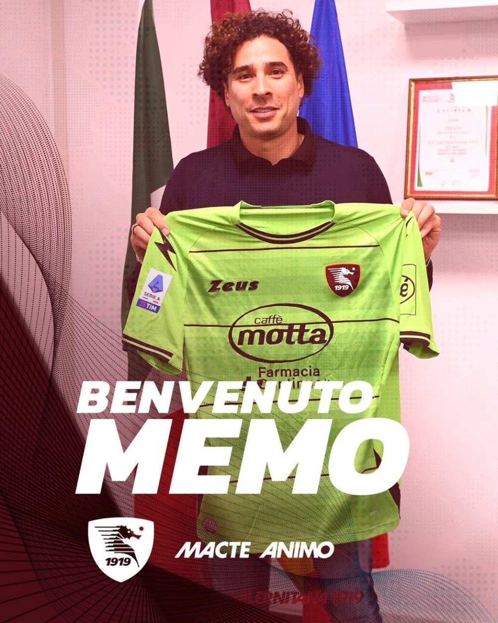 Salernitana le dio la bienvenida a Memo Ochoa