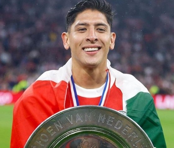 Edson Álvarez ya sabe lo que es ser Campeón en el Ajax