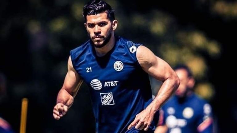 Henry Martin entrenando con el América