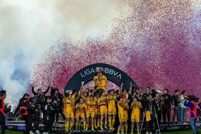 Tigres Femenil, campeonas de Liga