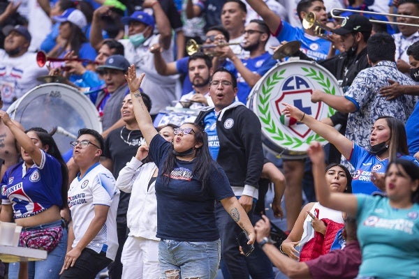 Los hinchas se deberán registrar 