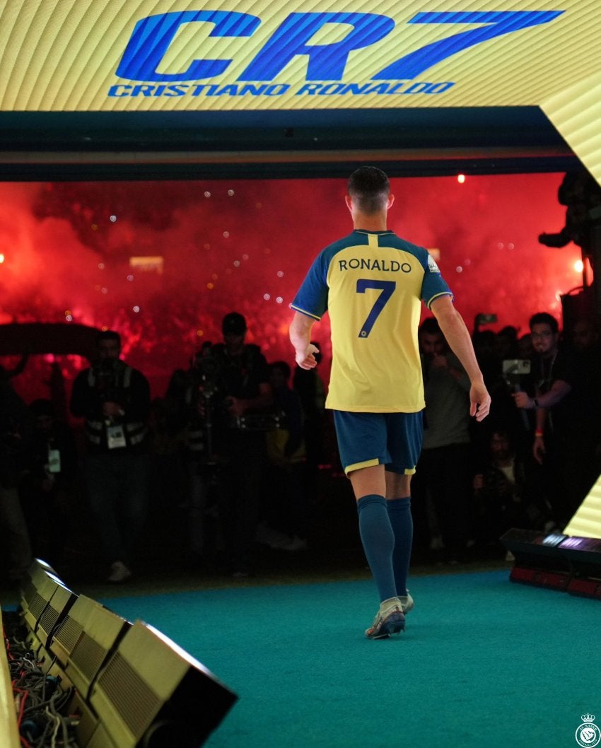 CR7 en su presentación con Al-Nassr