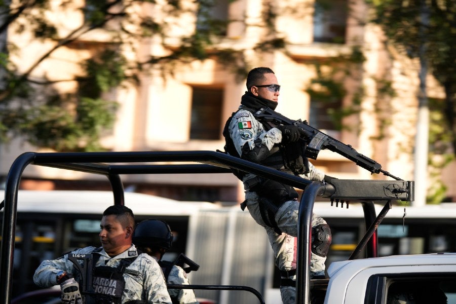 Las Fuerzas Armadas siguen tomando el control de Sinaloa 