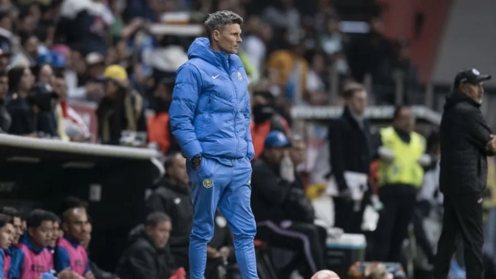 Fernando Ortíz, entrenador de las Águilas del América