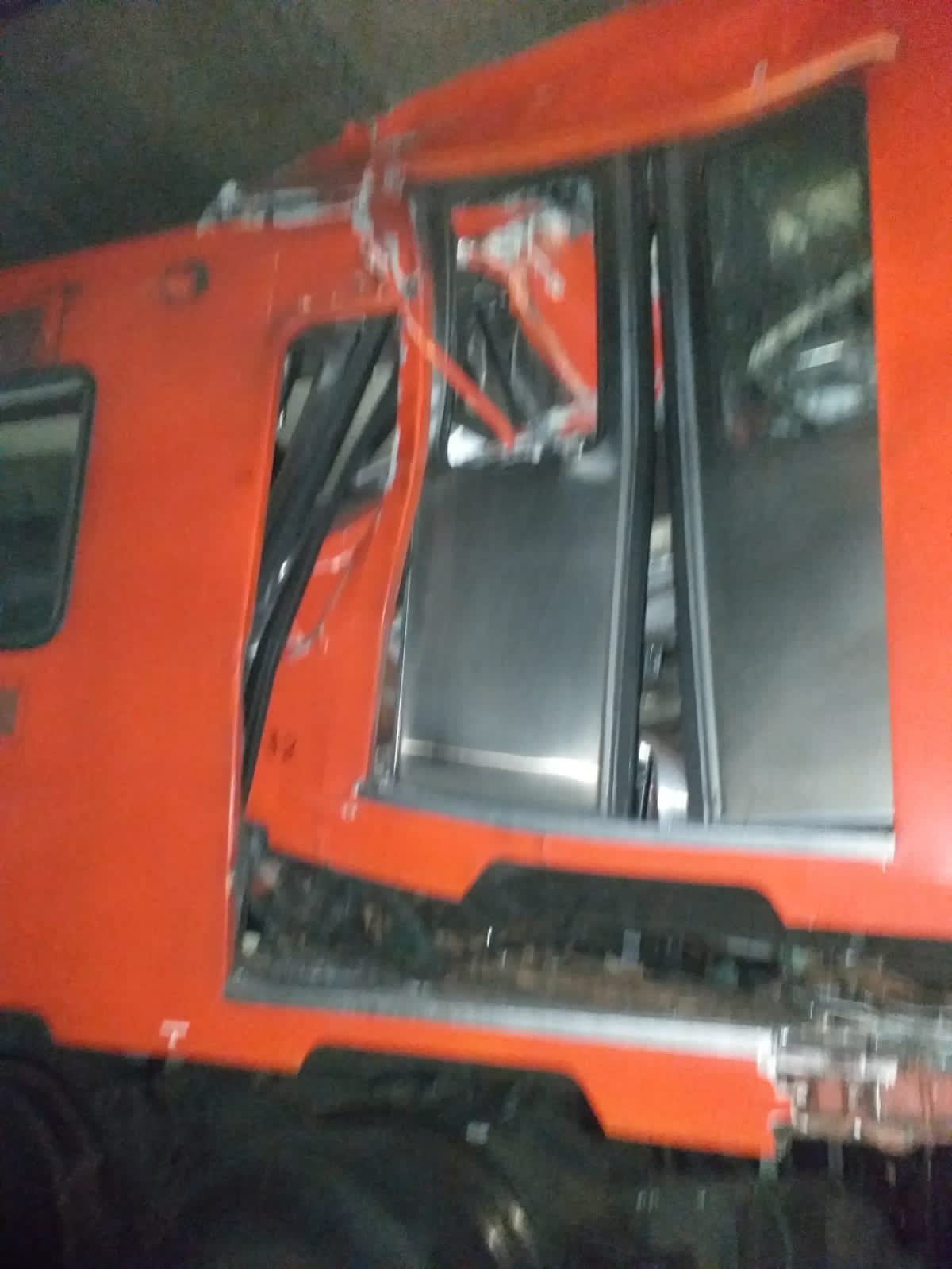 Así quedó el vagón tras el choque en el Metro