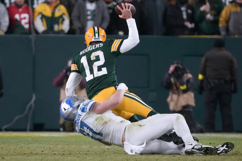 Aaron Rodgers no pudo hacer nada