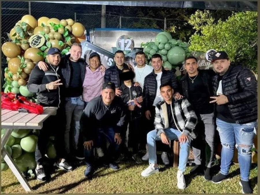 Jugadores de Cruz Azul en la fiesta polémica 