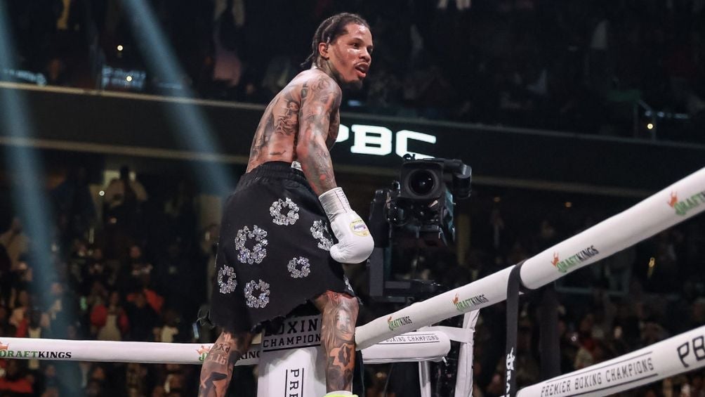 Gervonta Davis celebra la victoria