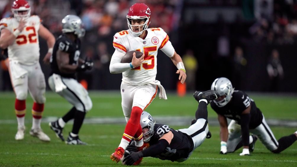 Los Chiefs no tuvieron piedad de los Raiders