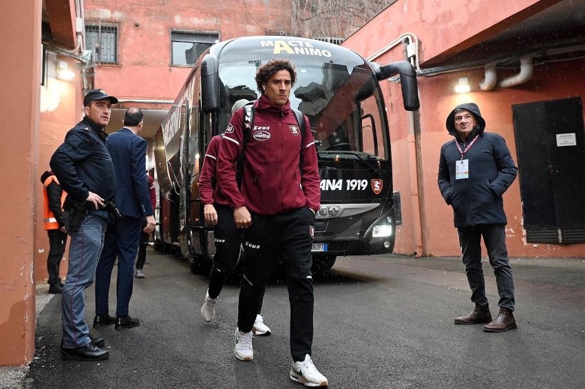 Memo Ochoa con el Salernitana