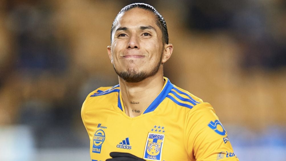 Salcedo en su etapa con los Tigres