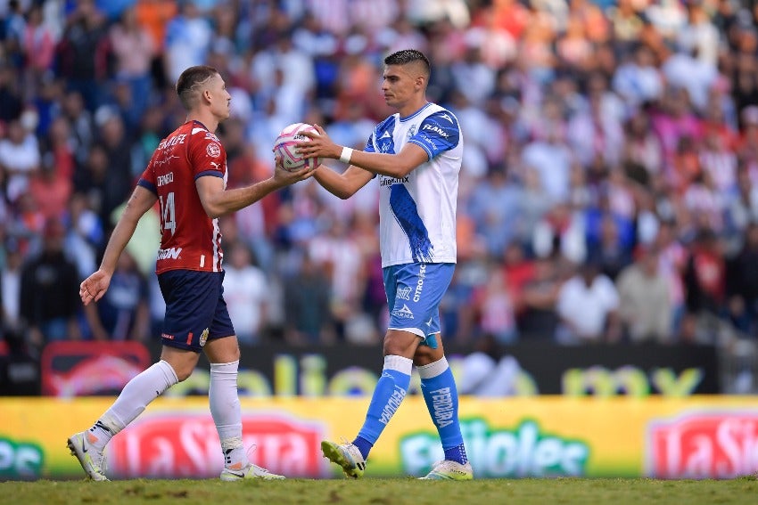 Ormeño en un partido vs Puebla