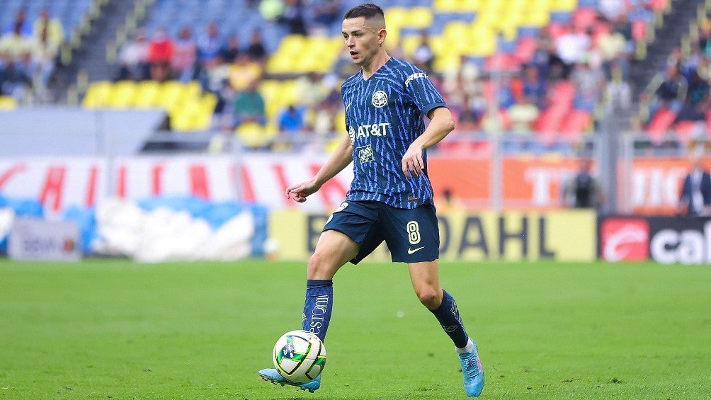 Álvaro Fidalgo en el duelo ante Gallos