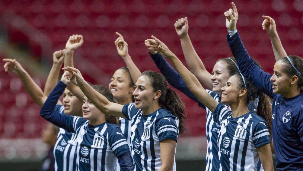 Liga MX Femenil: Rayadas visitan a la institución de Orientación Social Femenina de Monterrey