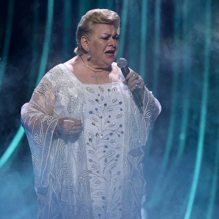 Paquita la del Barrio en un evento de premios de la radio