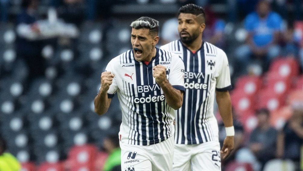 Berterame celebra gol ante Cruz Azul