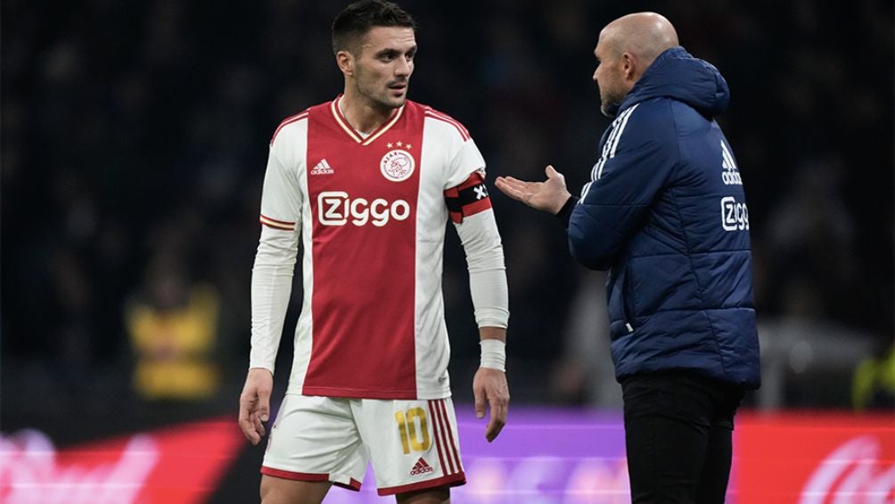 Tadic habla con Schreuder