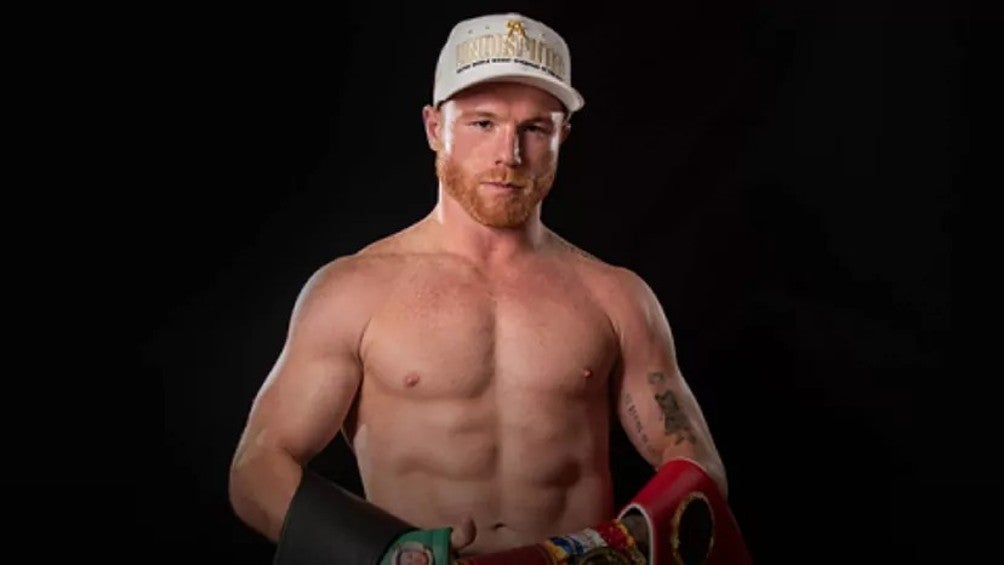 Canelo Álvarez en sesión de fotos