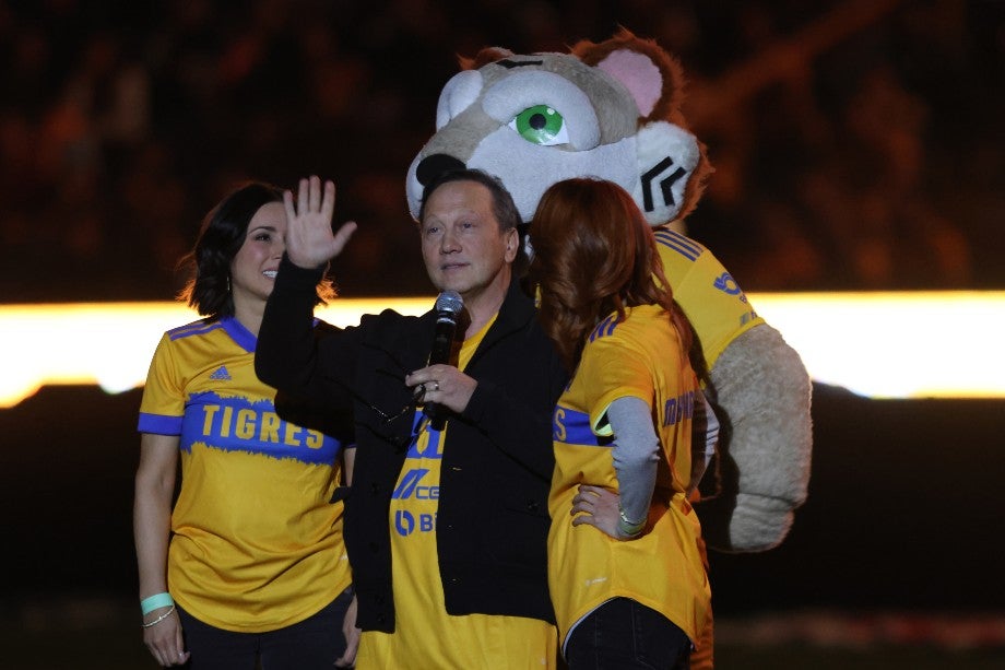 Rob Schneider presente en el Volcán