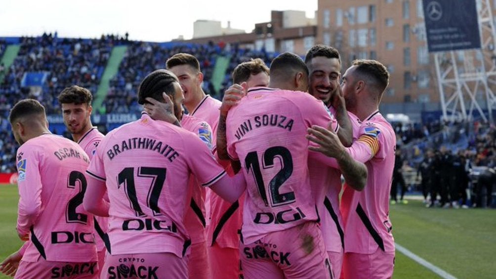 Jugadores del Espanyol en festejo de gol