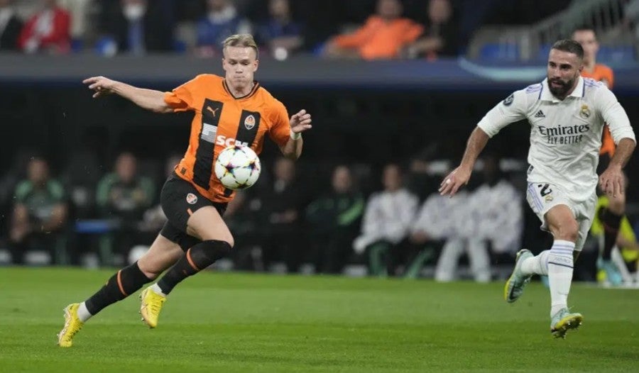 Mudryk en juego con el Shakhtar ante el Real Madrid