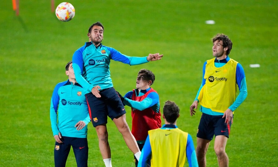 Jugadores del Barcelona en entrenamiento