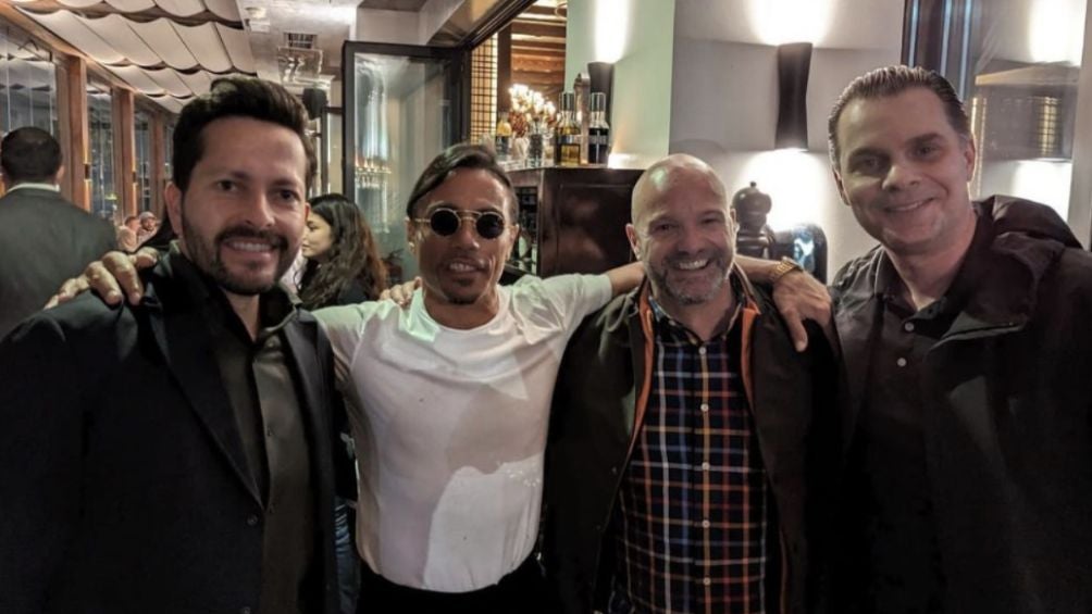 Martinoli, Warrior y el Doctor García junto a Salt Bae