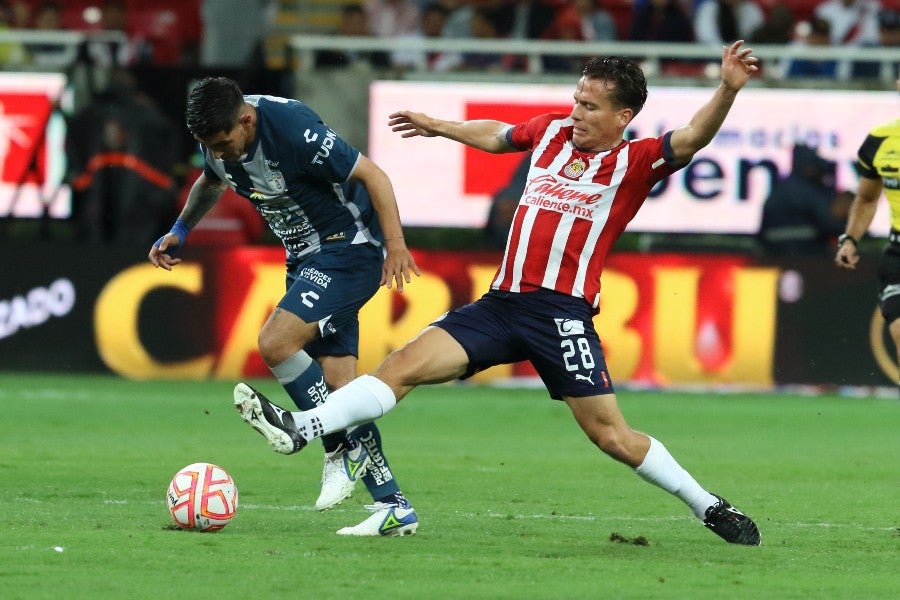 Rubén González durante un partido con Chivas