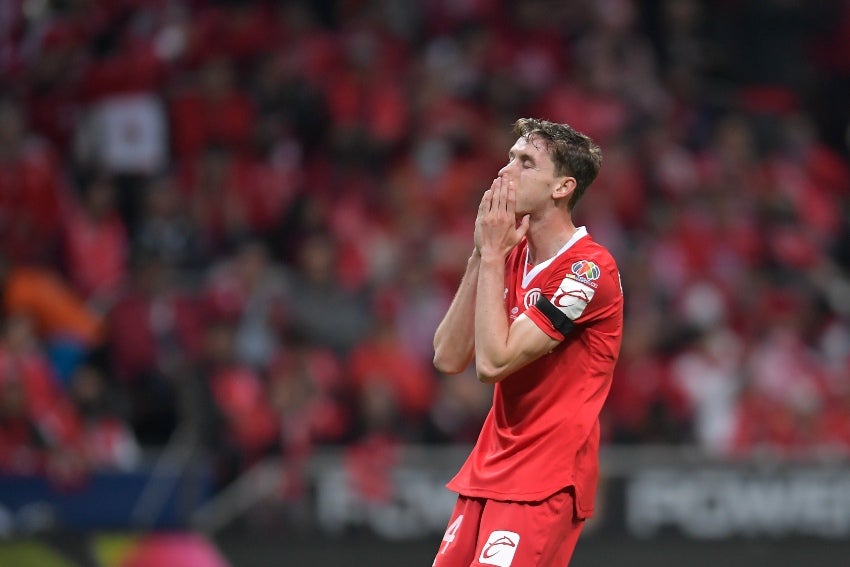 Marcel Ruiz en un partido de Toluca