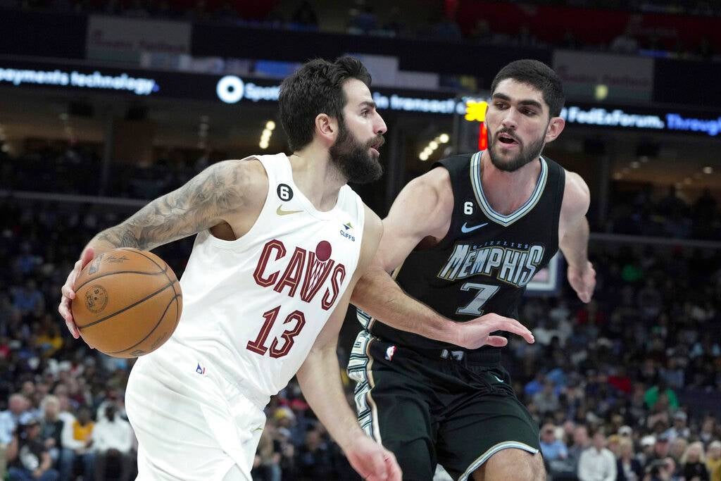 Cavs luchó hasta el final ante Memphis 