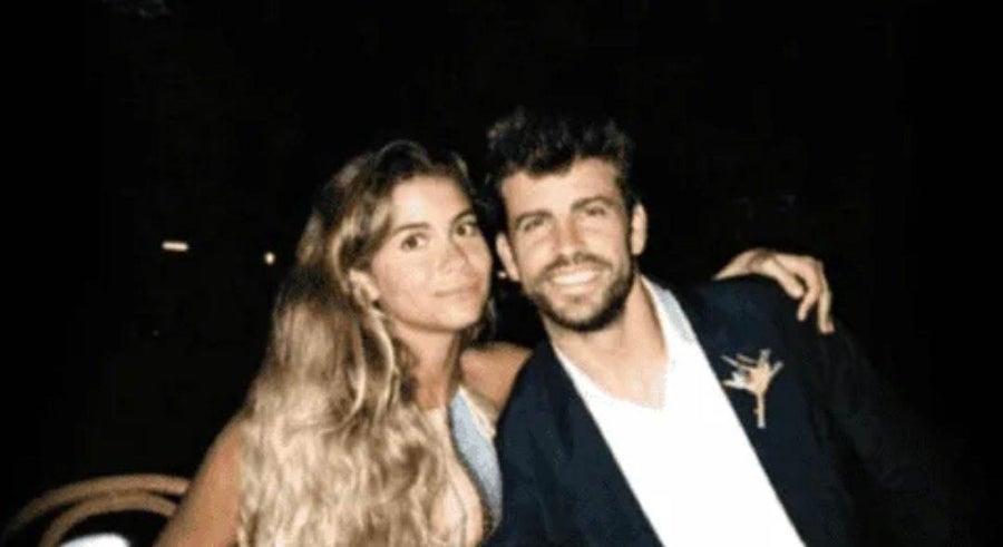 Piqué y Clara Chía en evento 