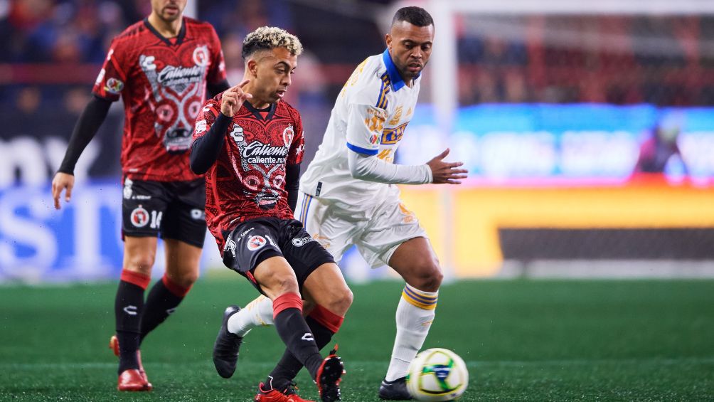 Acciones del encuentro entre Xolos y Tigres