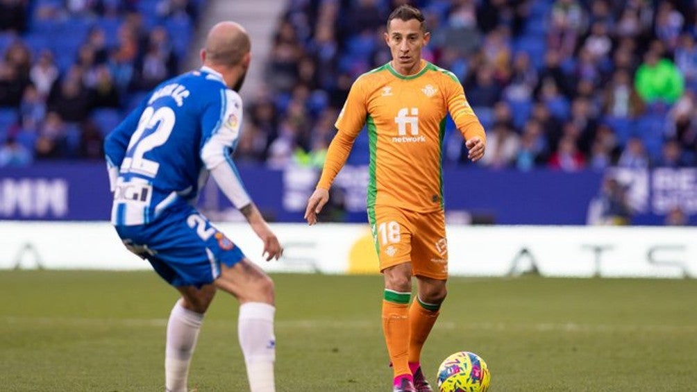 Guardado en el partido ante el Betis