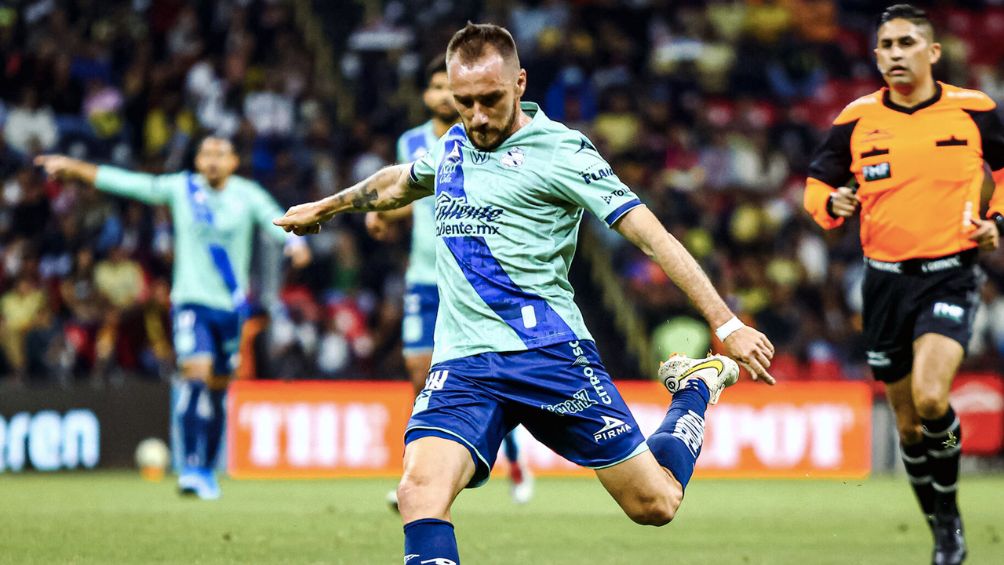 Federico Mancuello durante el encuentro ante las Águilas del América