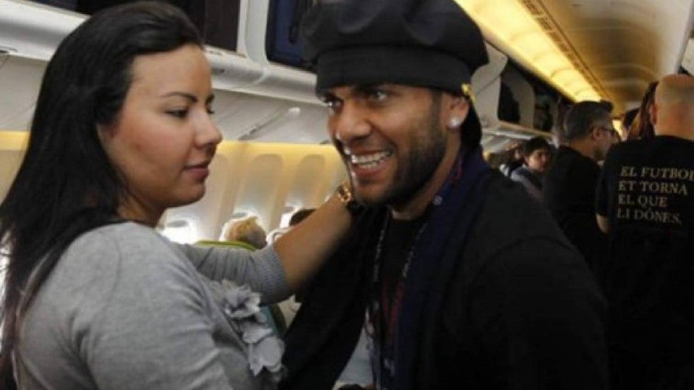 Dani Alves y su exmujer Dinorah Santana 