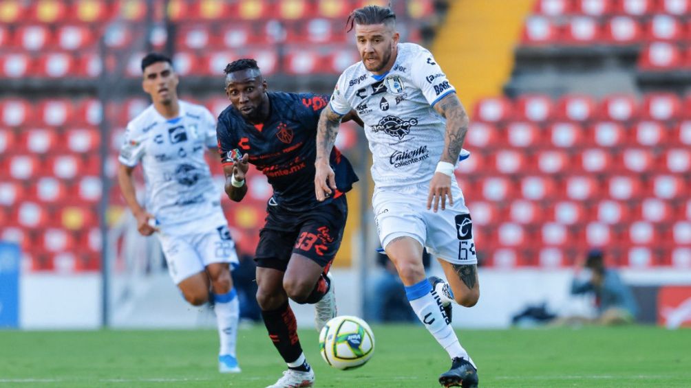 Gallos Blancos y Atlas dividieron puntos en la Corregidora