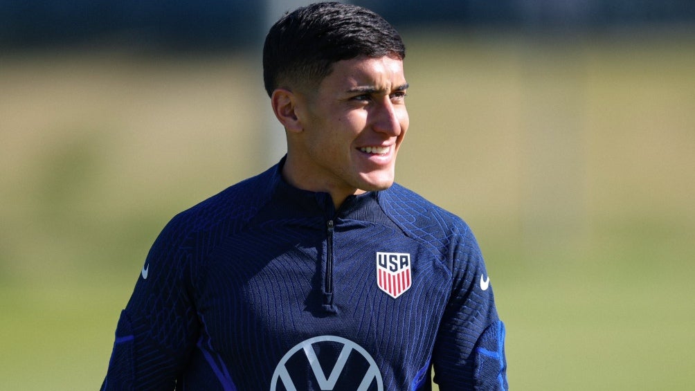 Alejandro Zendejas en entrenamiento con Estados Unidos