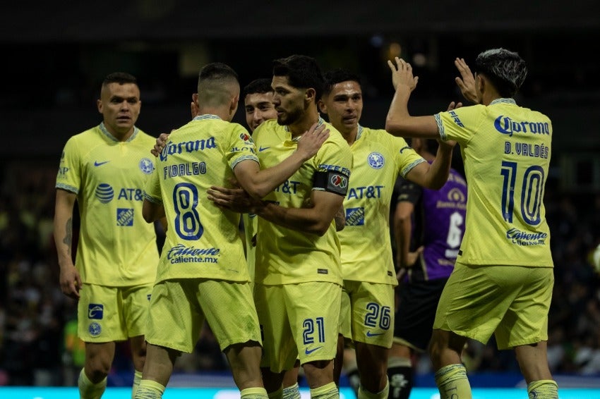 América en celebración de gol