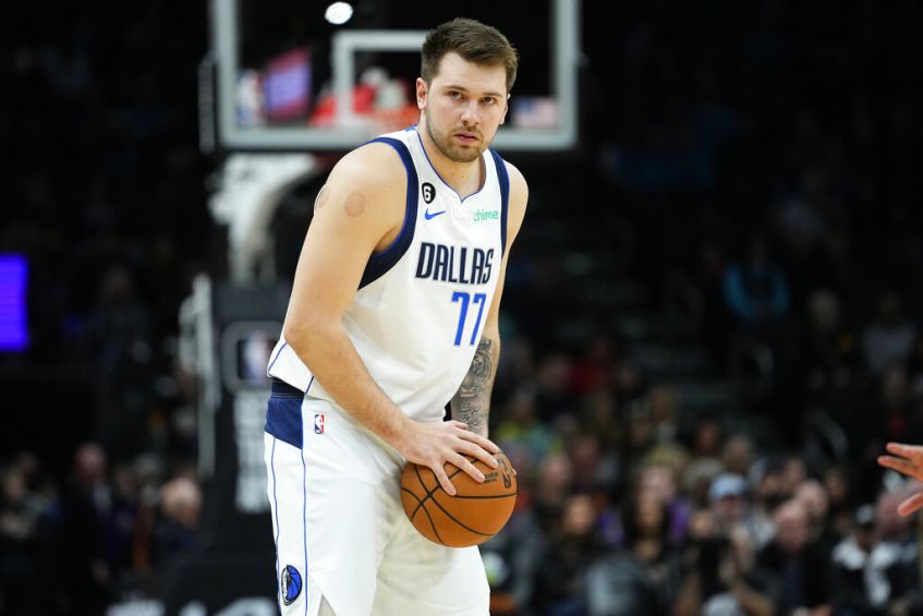 Luka Doncic se perderá duelo ante Jazz por esguince de tobillo