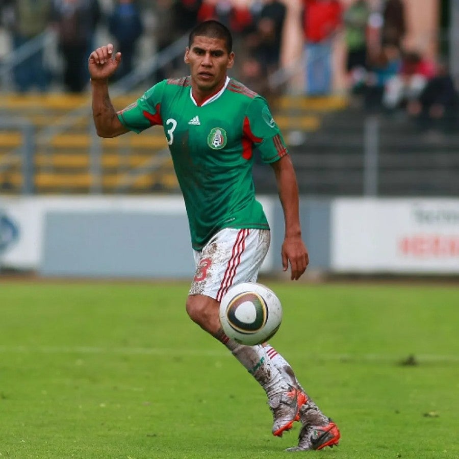 Carlos Salcido con el Tri