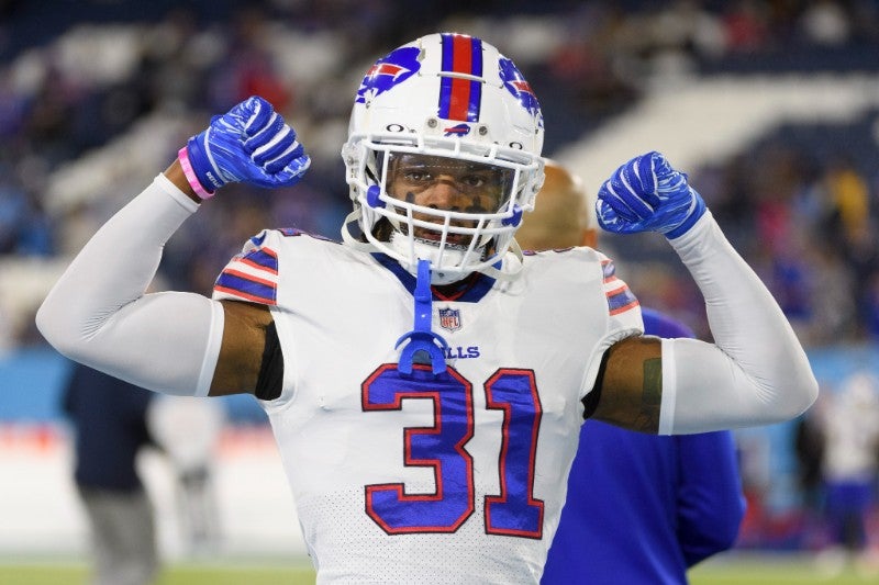 Damar Hamlin festejando con los Buffalo Bills