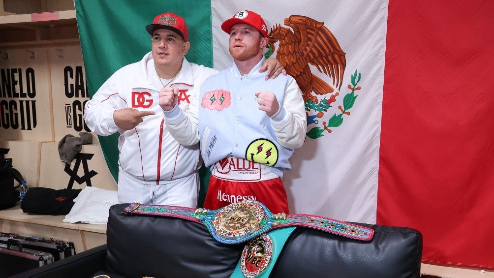  Canelo Álvarez: Su entrenador confiensa que aún tiene la espinita clavada por la derrota ante Mayweather