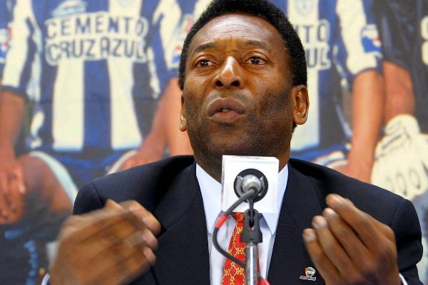 Pelé falleció el año pasado