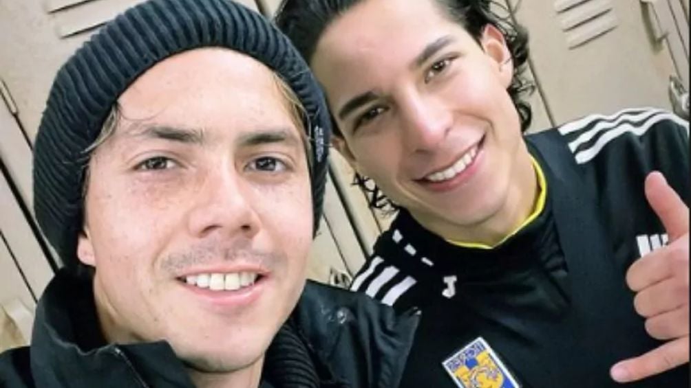 Sebastián Córdova compartió vestuario con Diego Lainez