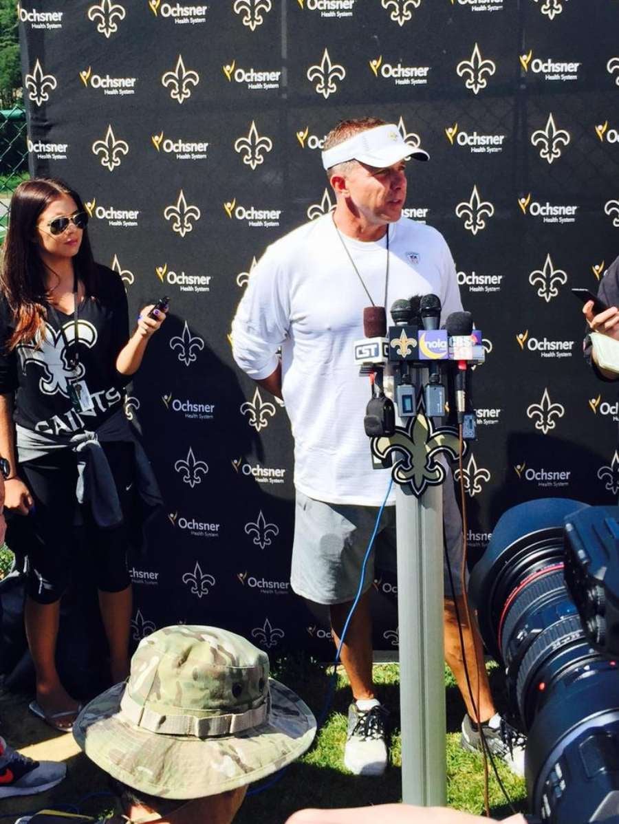 Sean Payton en entrevista de la NFL 