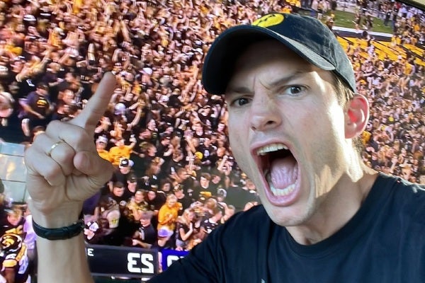 Ashton Kutcher es un gran fanático de los deportes