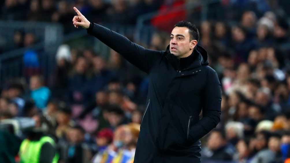 Xavi Hernández “"He vivido como jugador las grandes remontadas", no se confīa de la ventaja en la tabla